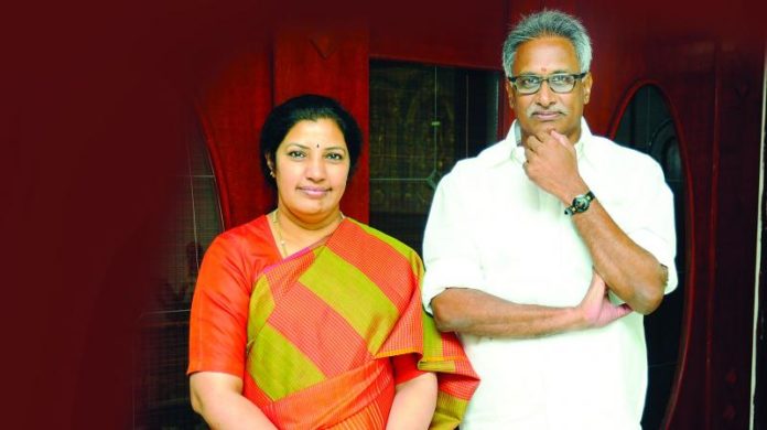 Purandeswari And Family, Jolts Jagan