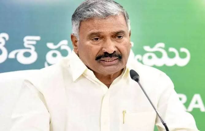Not 3, But Govt Will Pick Up 30 Capitals- Ysrcp Minister