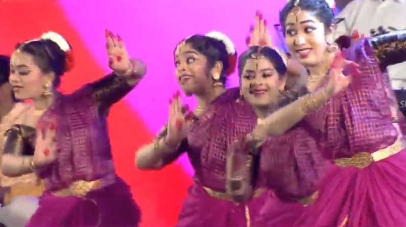 Live Updates: Allu Arjun’s ‘ala Vaikunthapurramuloo’ Musical Concert