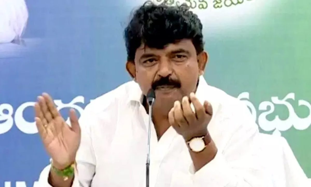 Perni Nani throws SHOCK to Jagan !! | TeluguBulletin.com