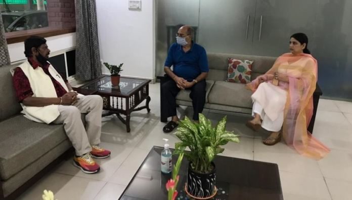 Union Minister Ramdas Athawale Meets Sushanth’s Family