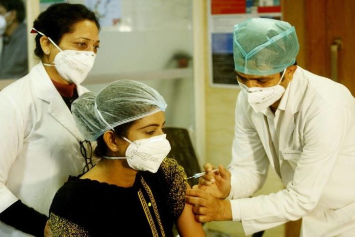 After Vaccination, Side Effects Were Noticed In 51 People In Delhi