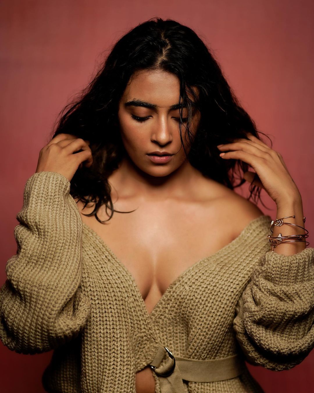 Jinal Joshi hot cleavage Jinal Joshi hot cleavage