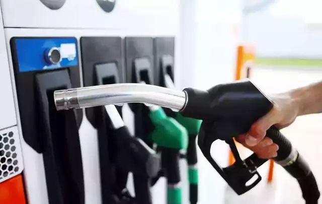 Petrol And Diesel Prices Raise For The Seventh Consecutive Day In Hyderabad