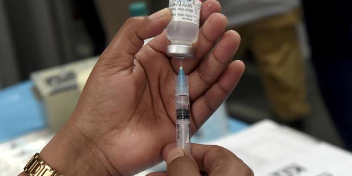 Chhattisgarh Ias Officer Tests Positive After Receiving Second Covid-19 Vaccine Dose