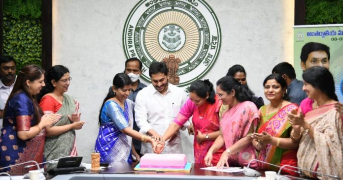 CM Jagan to introduce 'Gender Budget' in this year's budget!!