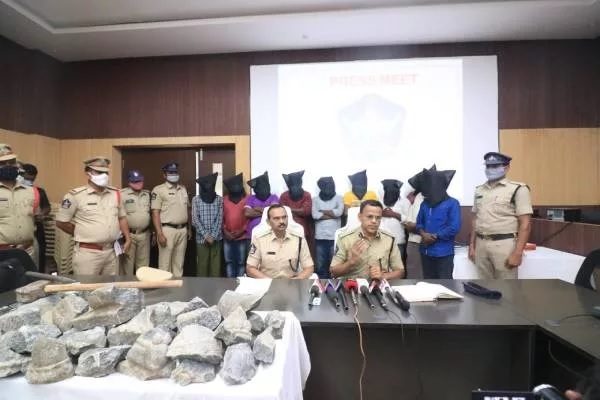 Nandi Idol Vandalizers Caught By Ap Police