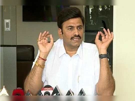 YCP MP Raghurama's controversial comments on YV Subbareddy !!
