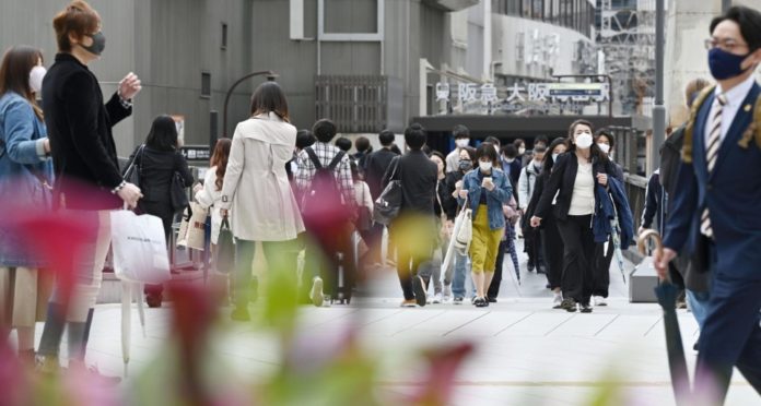Corona fourth wave is panicking people of Japan