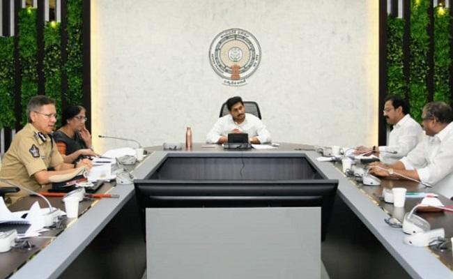 AP cabinet approves laptops for students