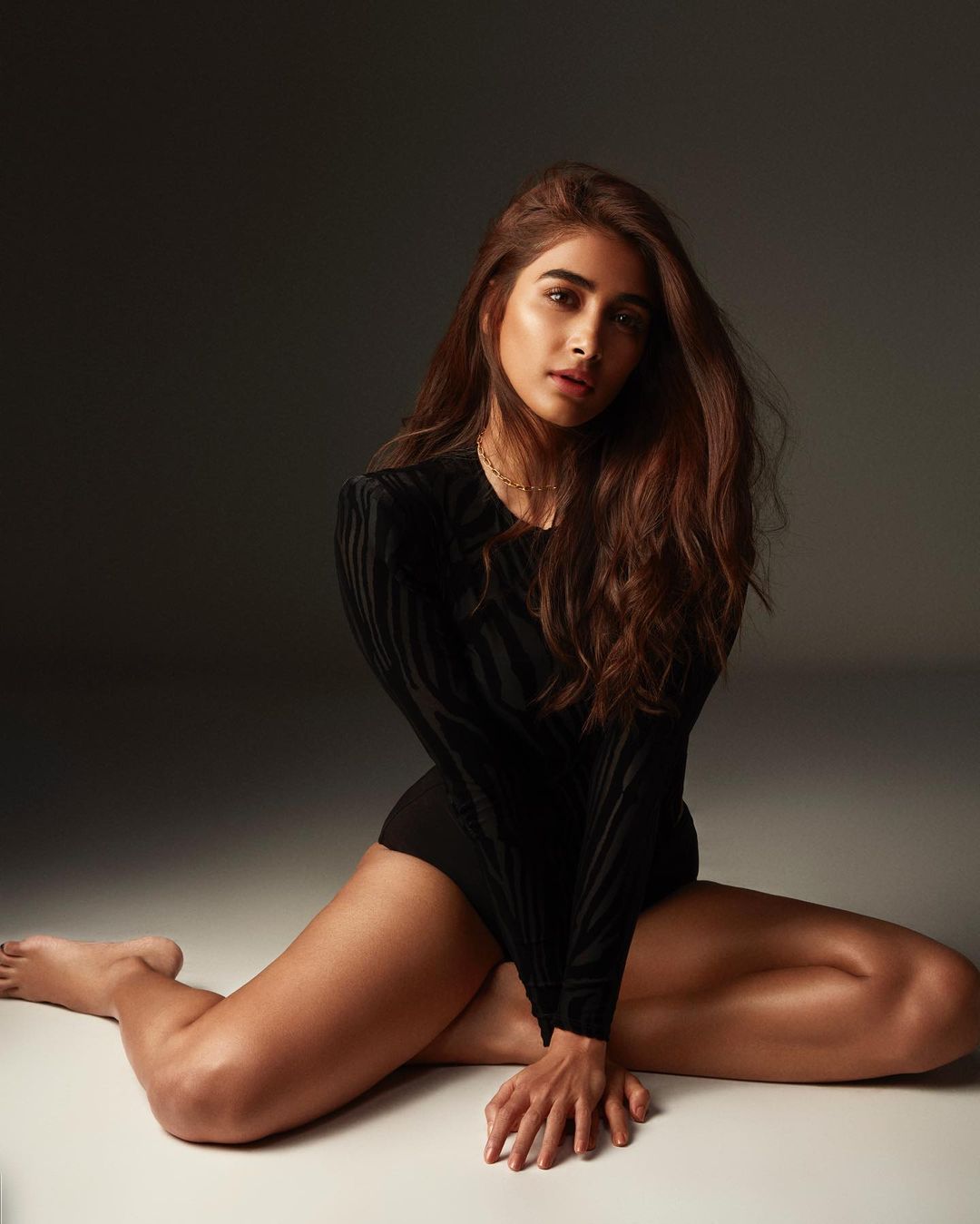 Pic Talk: Pooja Hegde Shows Off Her Irresistible Thighs