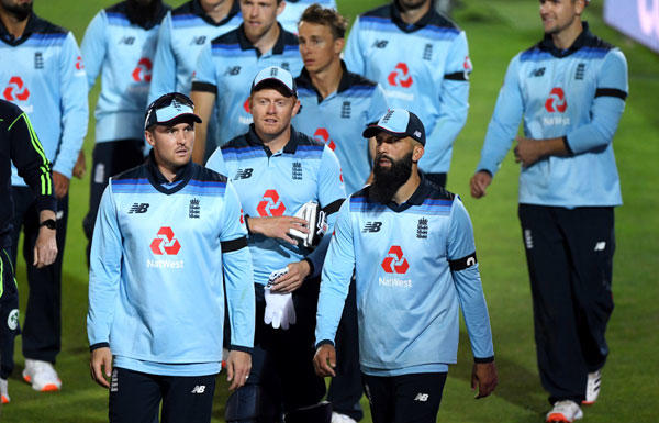 7 Members Of England Cricket Team Test Positive For Covid-19