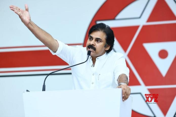 Pawan Makes Plans To Concentrate More On Politics!