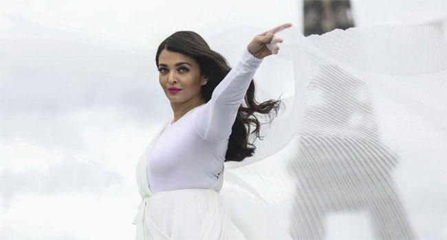 Aishwarya Rai Looks Ethereal In An All-white Outfit In Paris