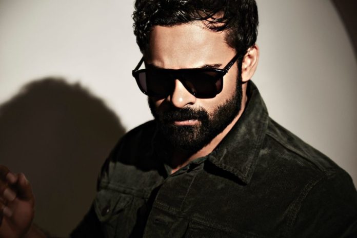 Sai Dharam Tej Looks Dapper In New Pictures