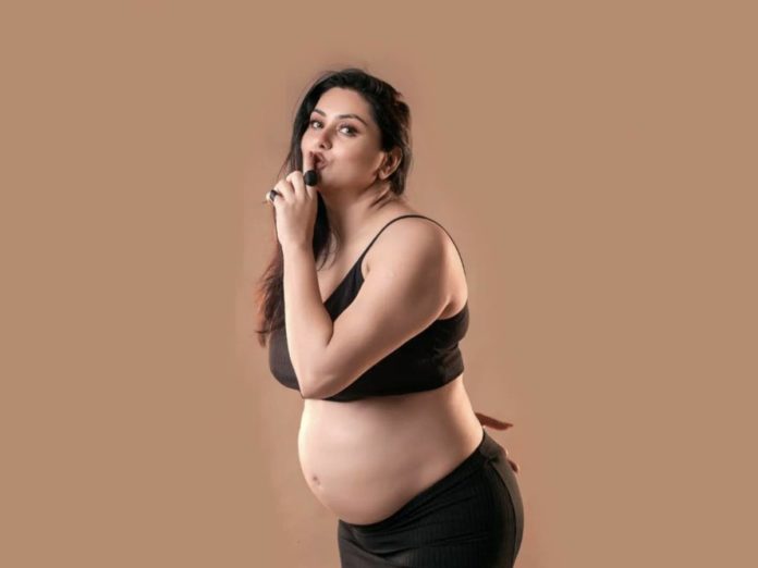 Actress Namitha Announces Her Pregnancy