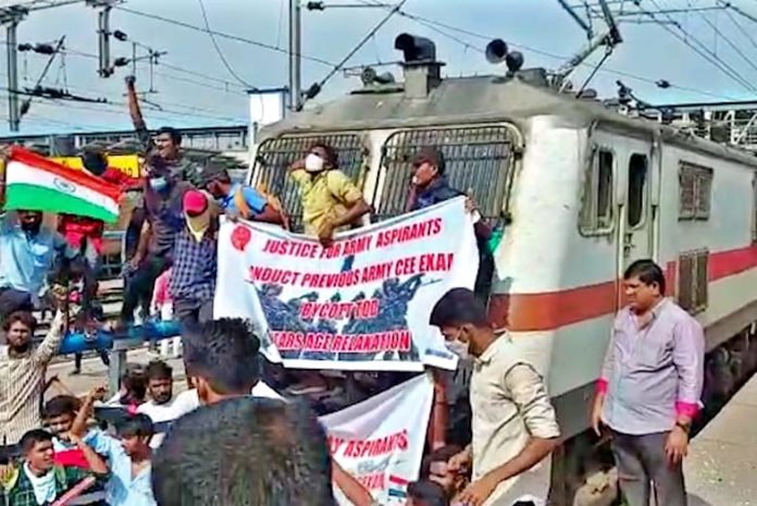 1 Dead, Many Injured In Protests At Secunderabad Railway Station