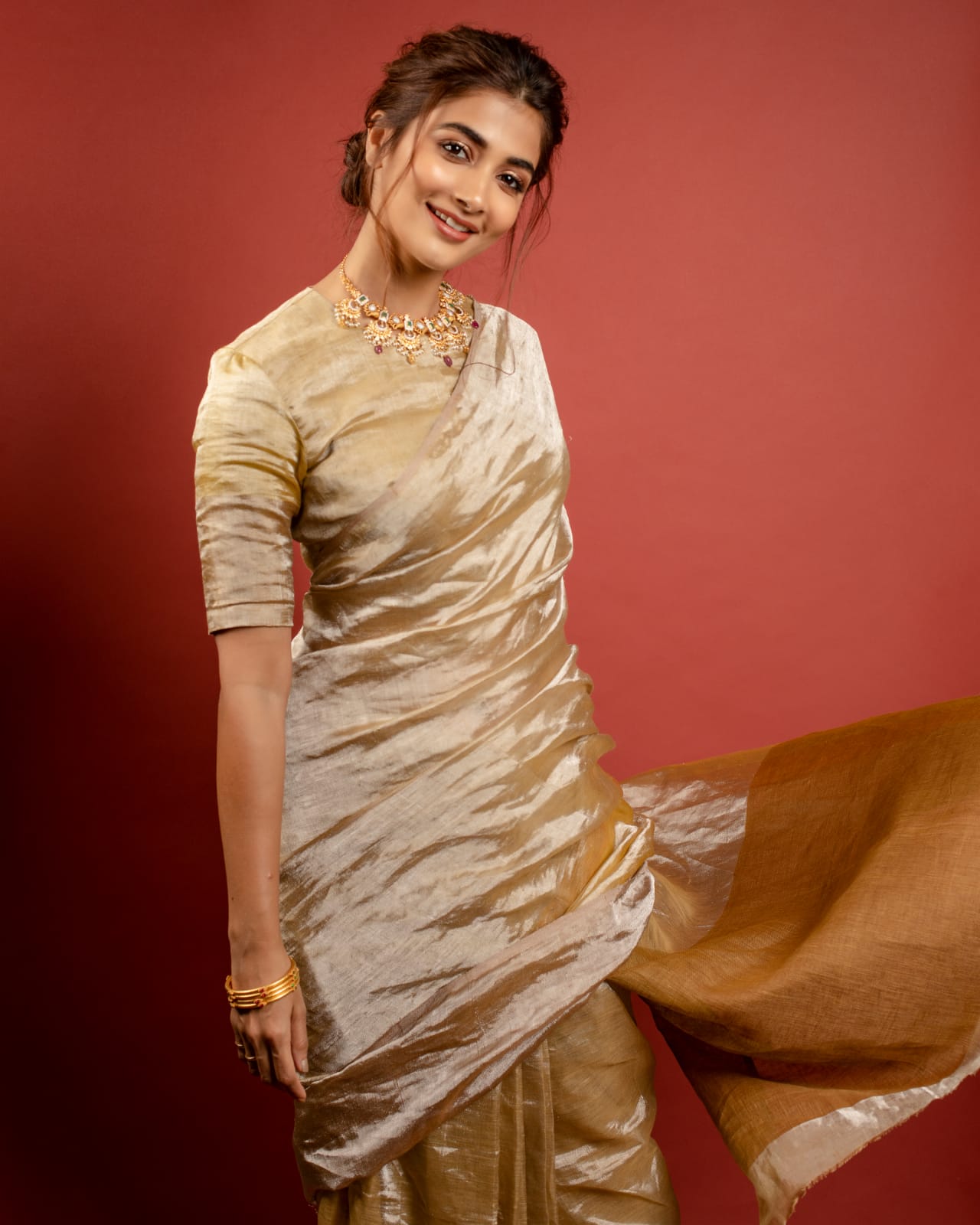 Pic Talk: Pooja Hegde Shines In Golden Saree