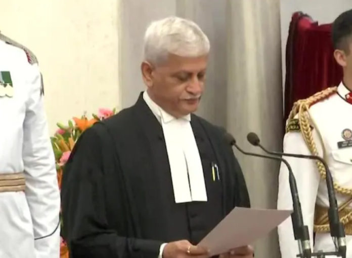Justice Uu Lalit Takes Oath As 49th Cj Of India