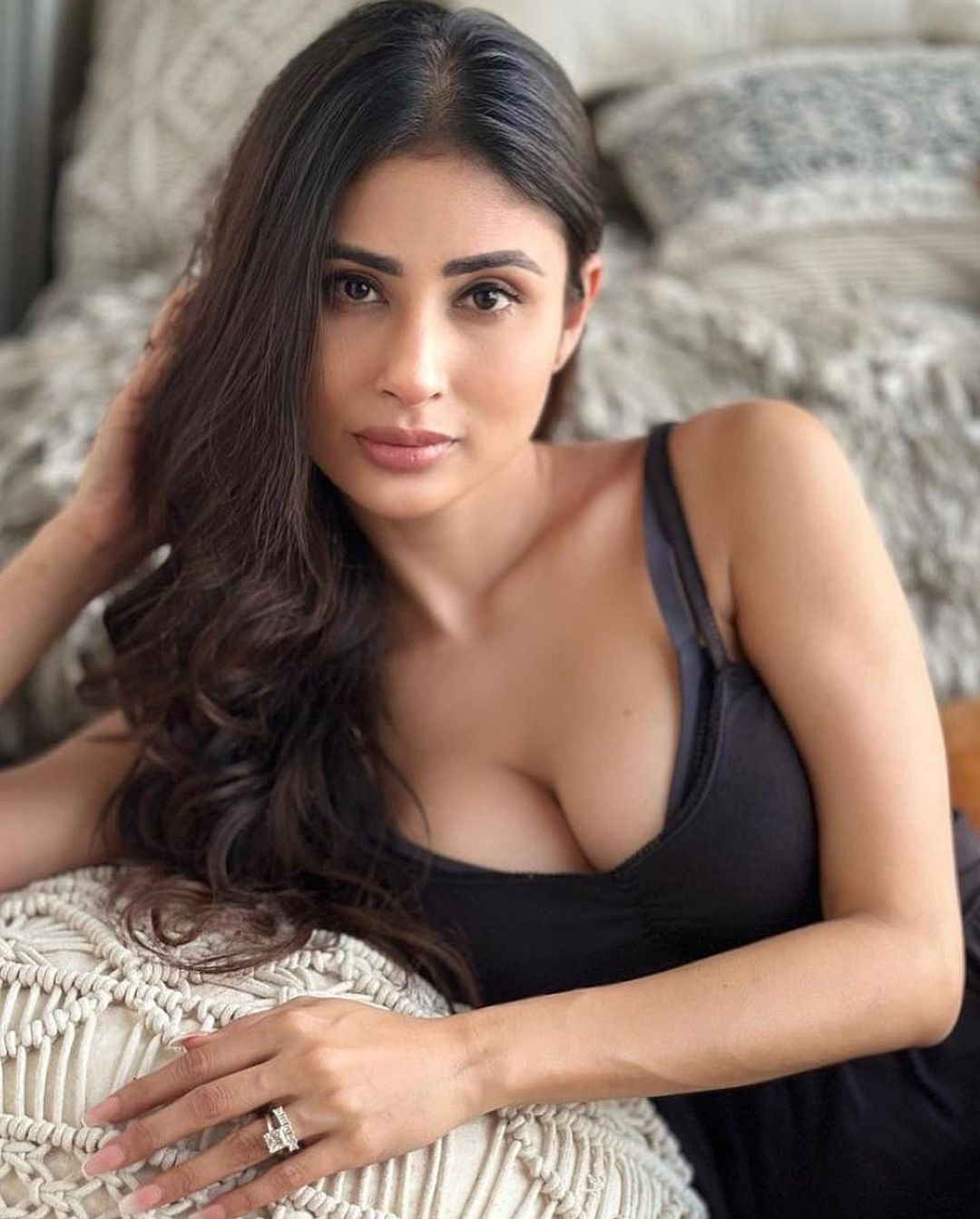 Top 999 Mouni Roy Hot Images Amazing Collection Mouni Roy Hot Images Full 4k