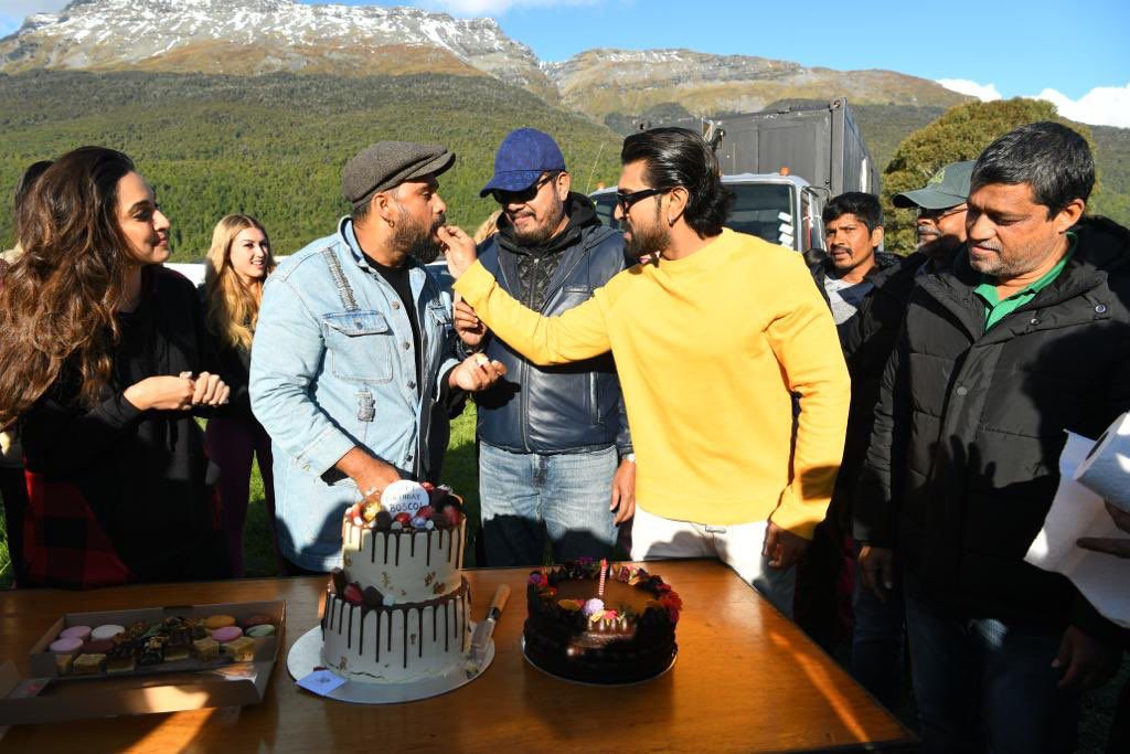Ram Charan Celebrates Cinematographer’s Birthday On Sets