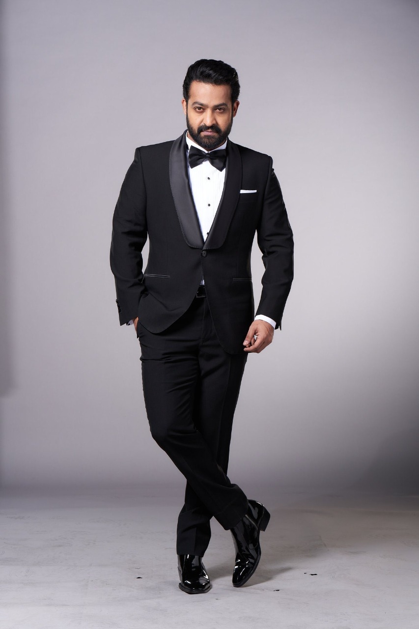 Pic Talk: Jr NTR's dapper look in black suit - TeluguBulletin.com