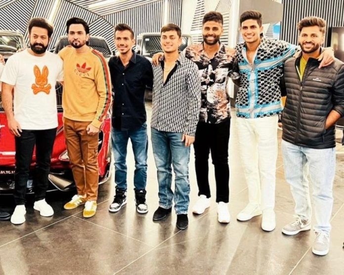 Pic Talk: Jr Ntr Meets Team India Cricketers