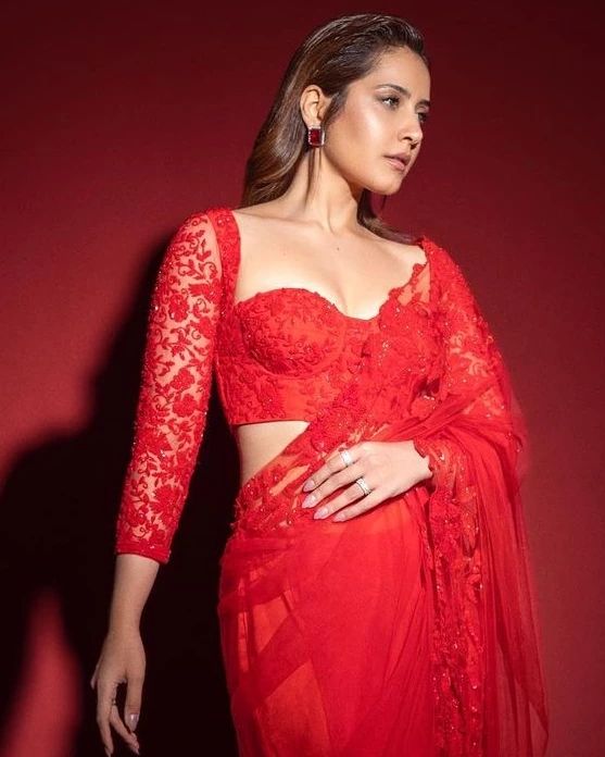 Pic Talk: Milky White Raashi Stuns In Red