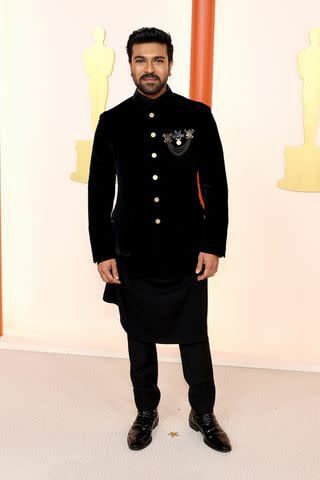 Oscars 2023: Ram Charan Mesmerised With Indian Look On The Red Carpet!!