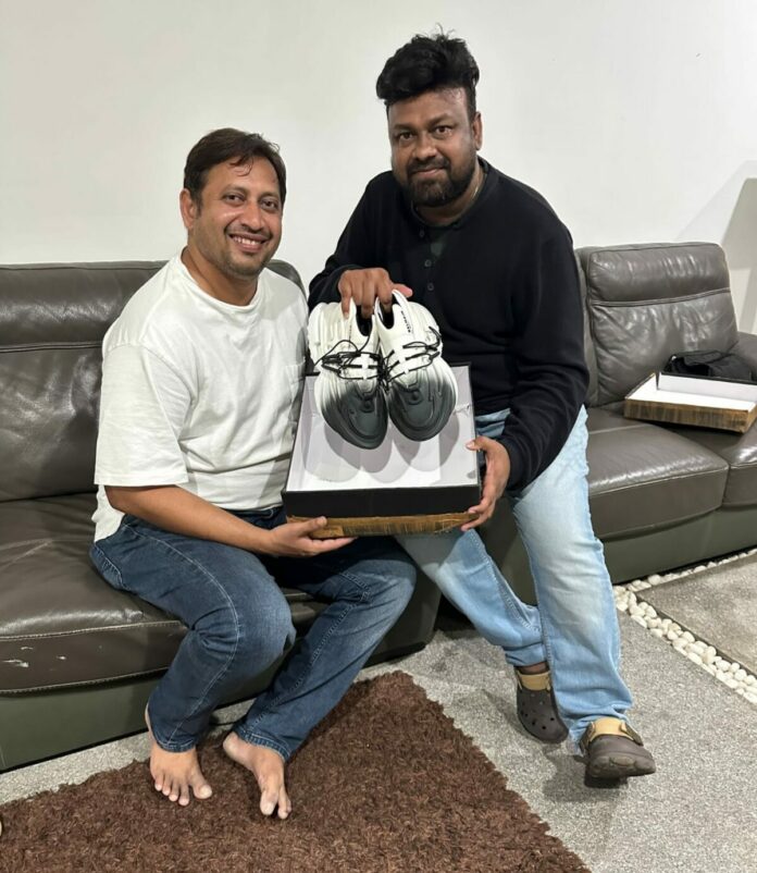 Baby Director Gets Rs 1 Lakh Shoe As Gift
