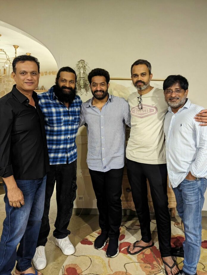 Ntr Parties With Kannada Stars