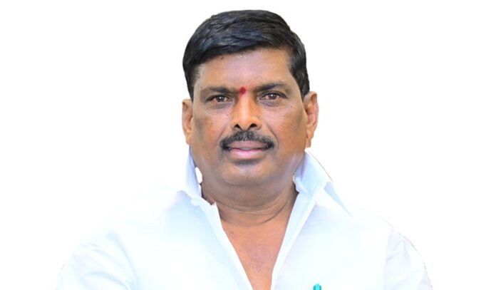 Manipal Reddy ED Officers At MLA's House: What's Up? - TeluguBulletin.com