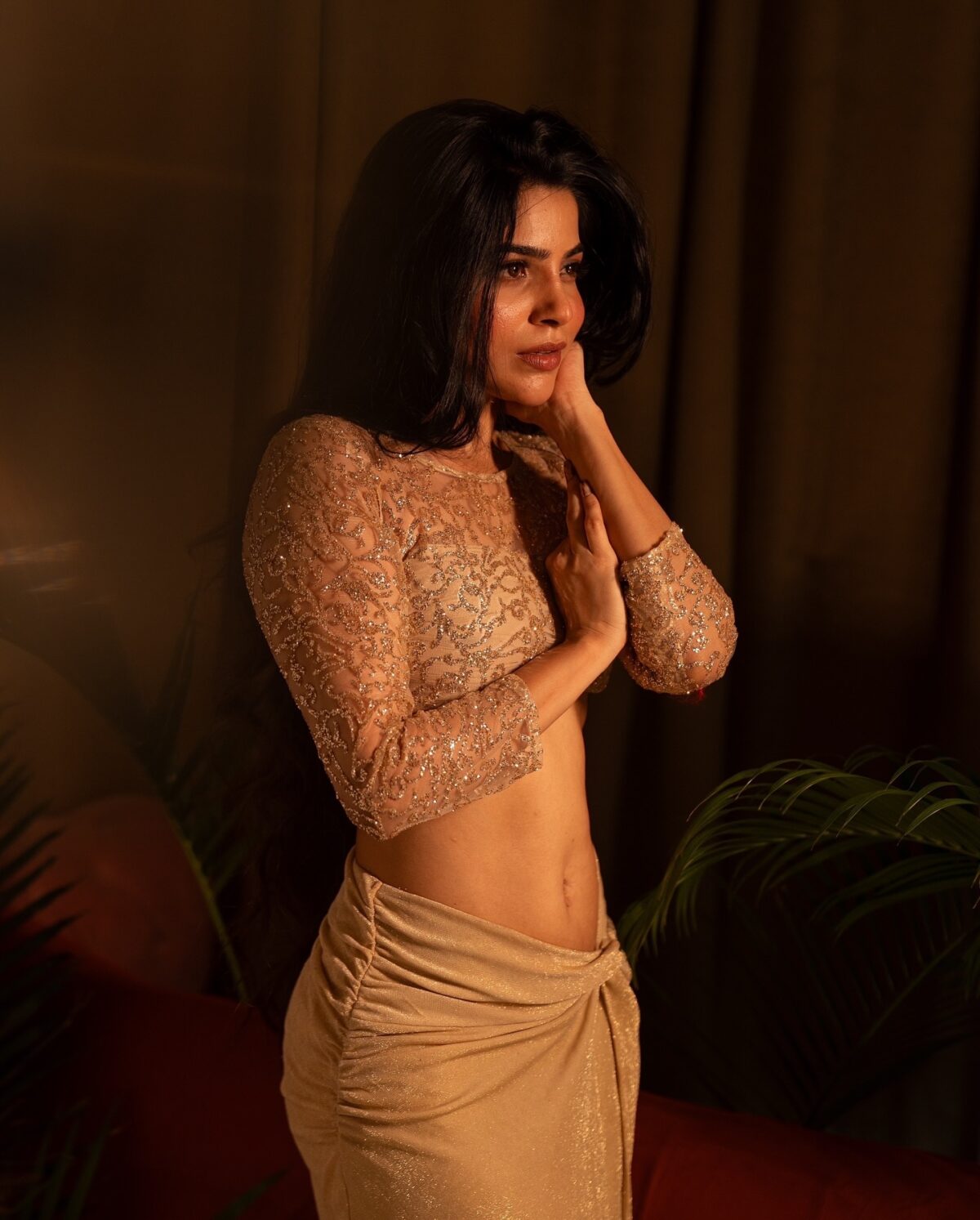 Pic Talk: Hottest Lady’s Boldest Curves Show