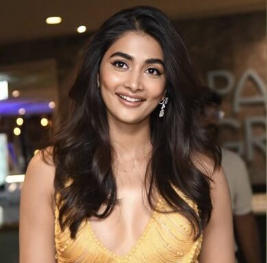 Pic Talk: The Bustling Curves Of Pooja Hegde
