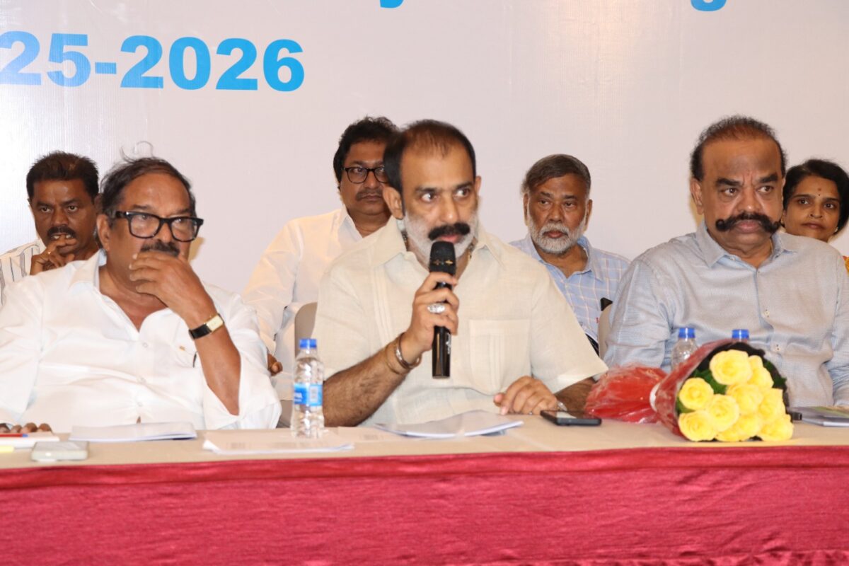 ఎఫ్‌ఎన్‌సీసీ కార్యదర్శిగా ముళ్లపూడి మోహన్ 1,013 ఓట్లతో విజయం
